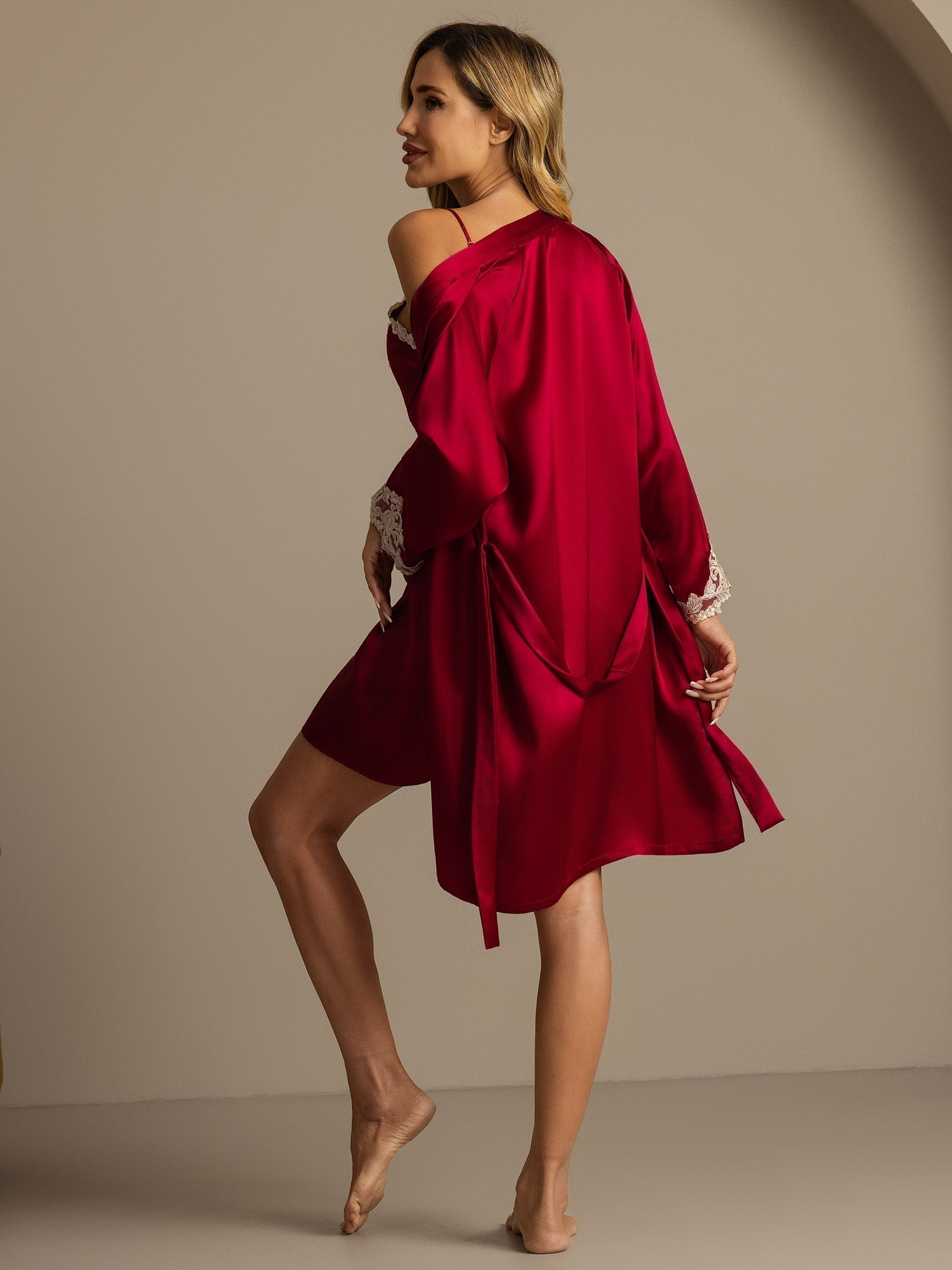 Beth | Elegant Dressing Gown