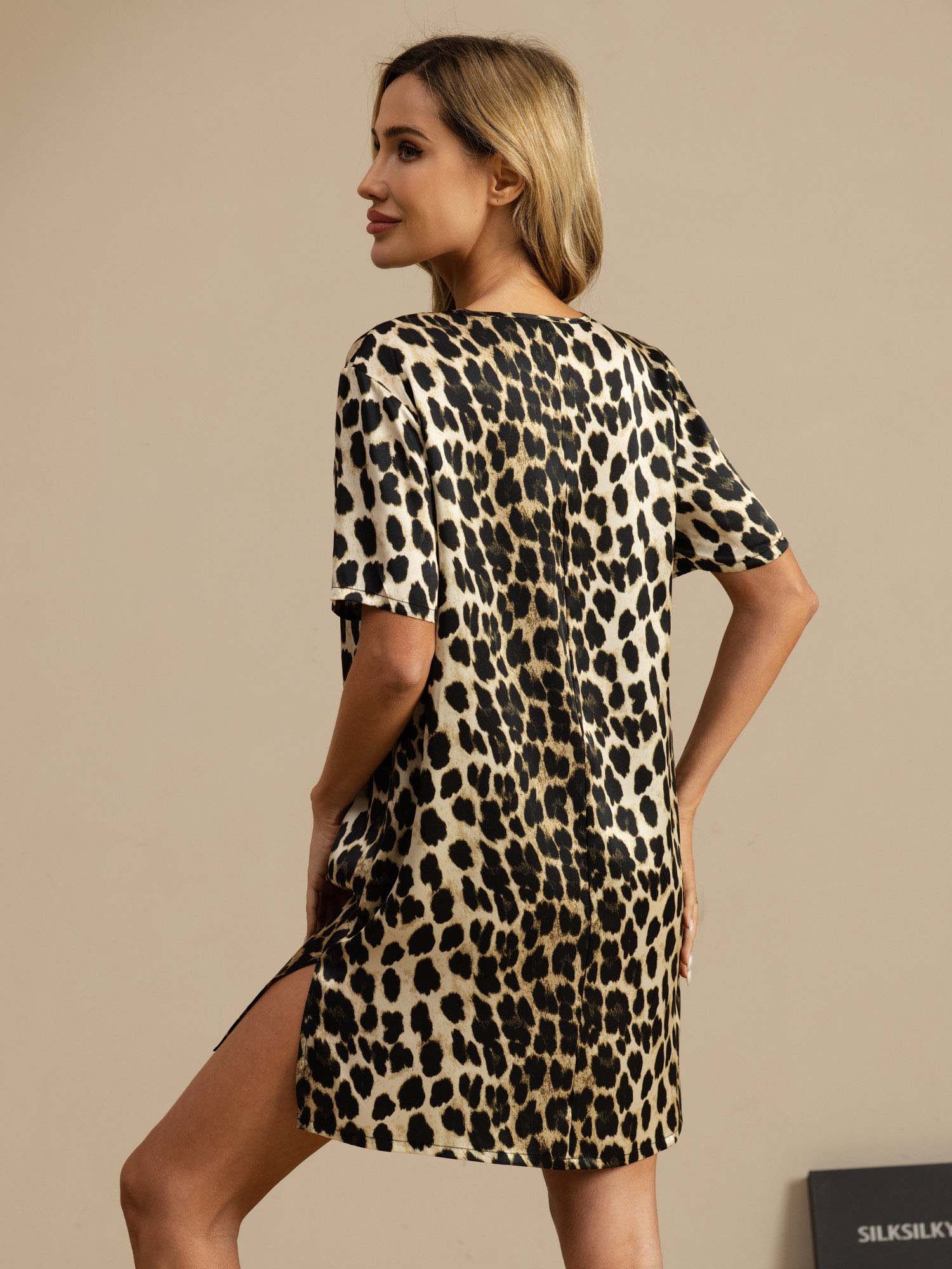 Bridget | V-Neck Nightgown