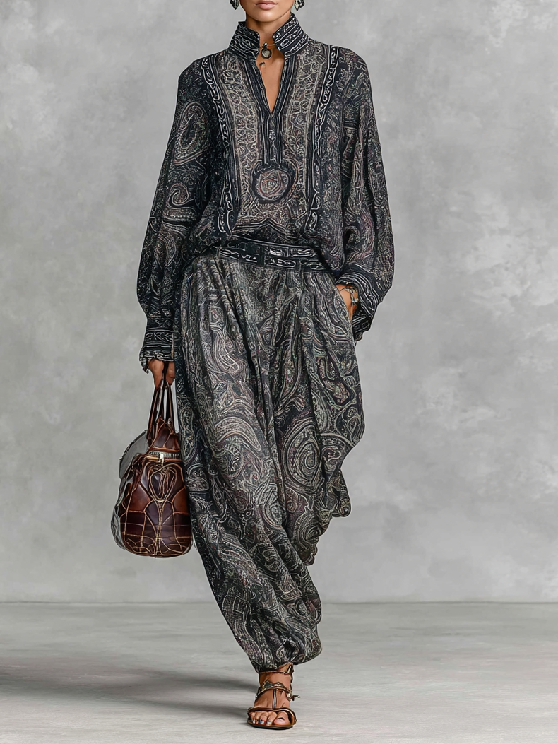 Yasmin | Vintage Paisley Print Stand-up