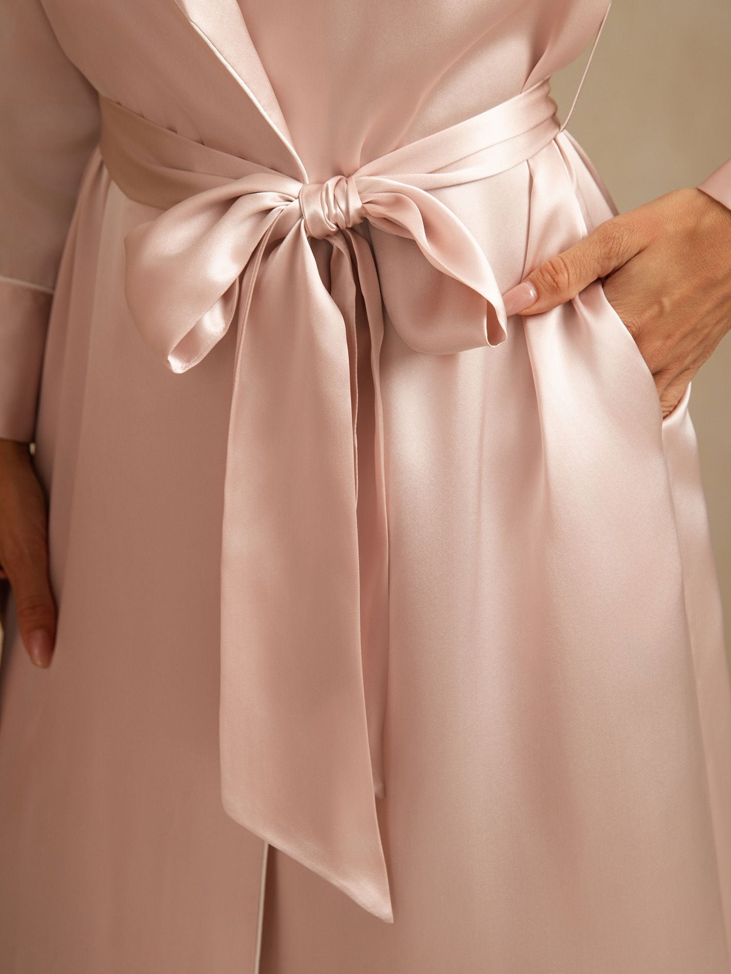 Ines | Timeless Dressing Gown