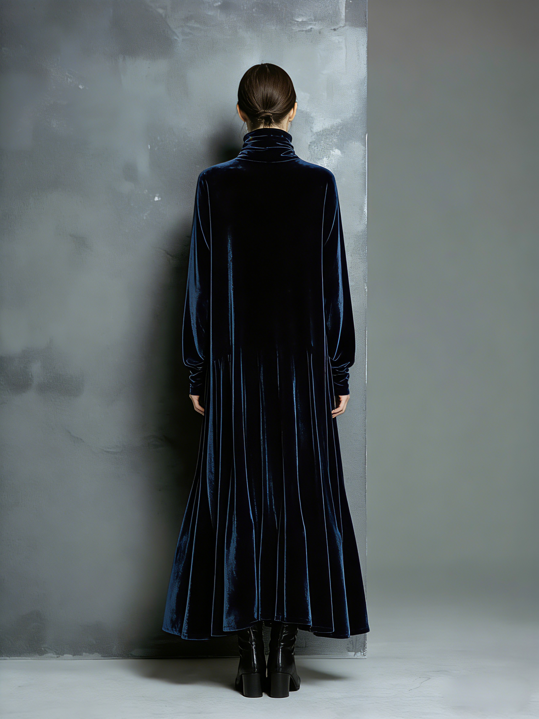 Jenny | Elegant Navy Blue Velvet