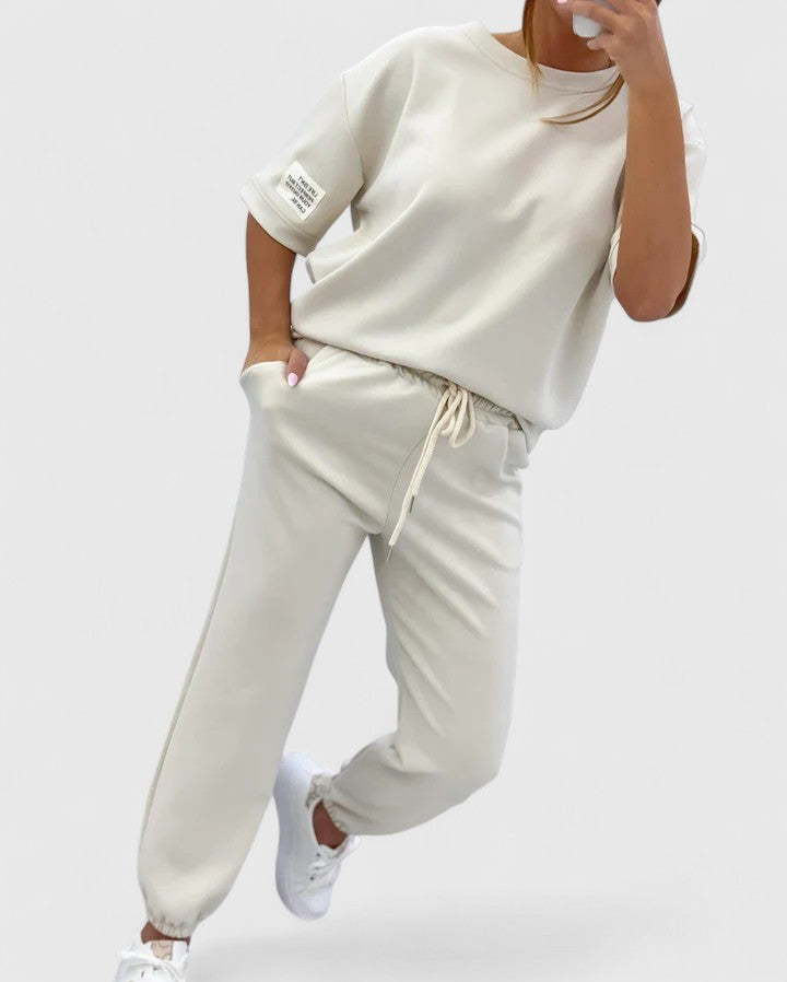 Stacey | Two-Piece Comodo Set