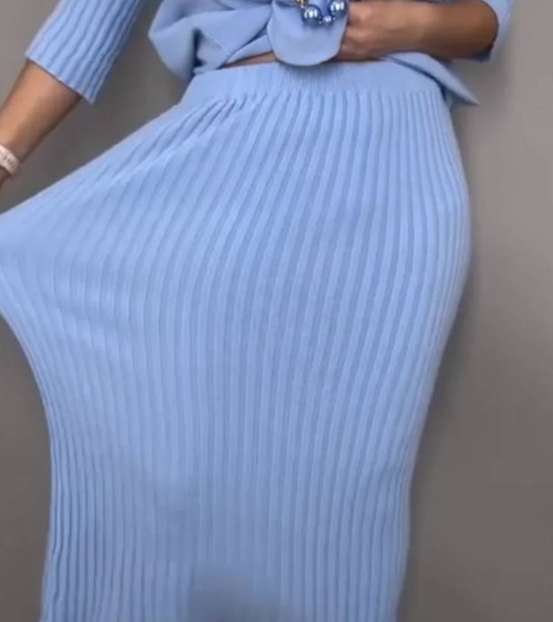 Debora | Knit Ensemble with Ribbed Midi Skirt
