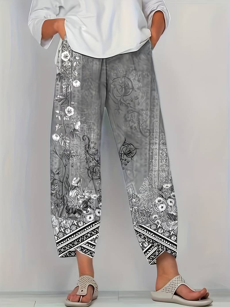 Elissa | Vintage Floral Capri Pant With Elastic Waist