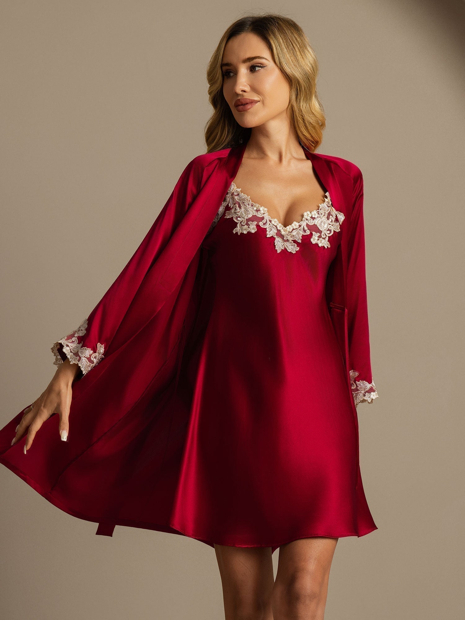 Beth | Elegant Dressing Gown
