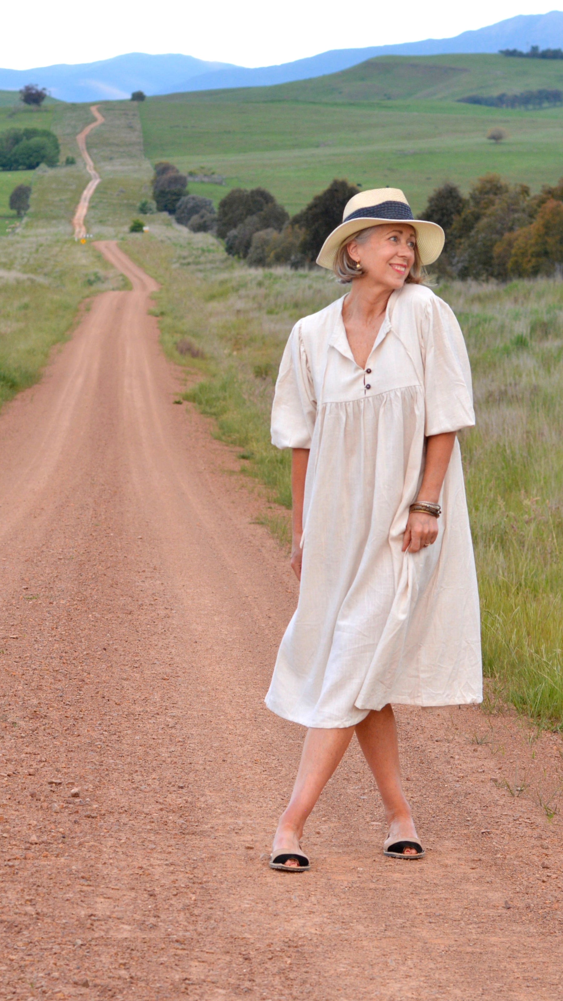 Isabella | Linen Faraway Dress in Sand