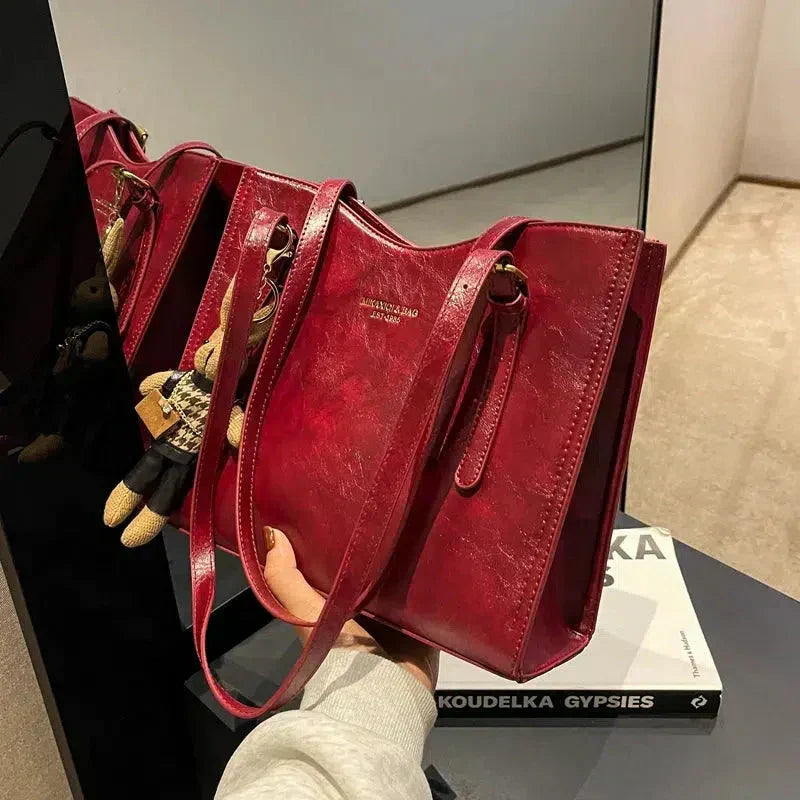 Nikki | Classic Shoulder Tote