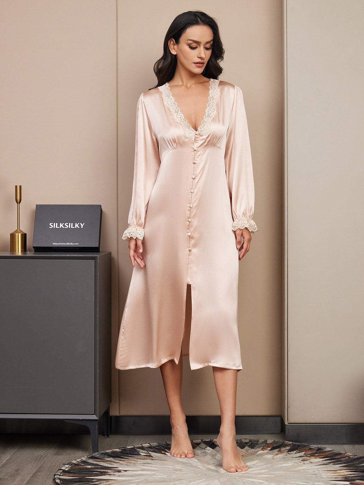 Astrid | Elegant Lace Trim Nightgown
