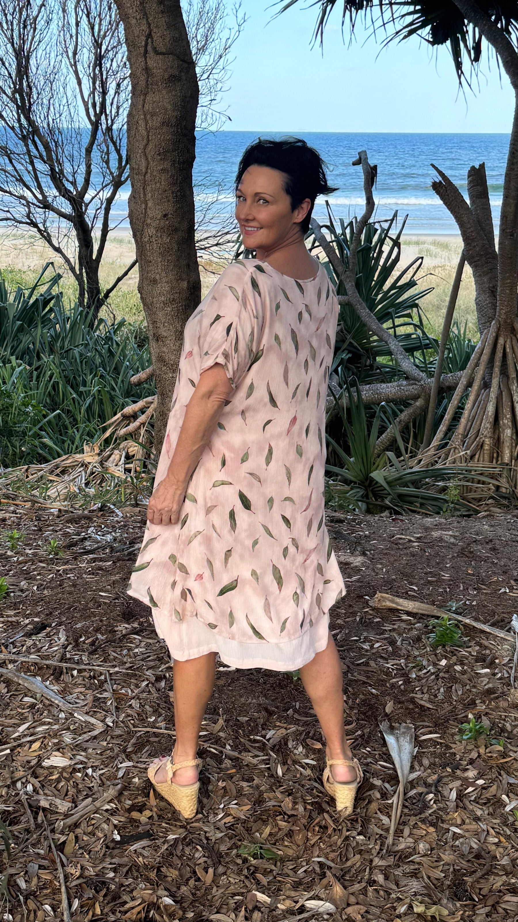 Diana | Penelope Flowy Midi Dress