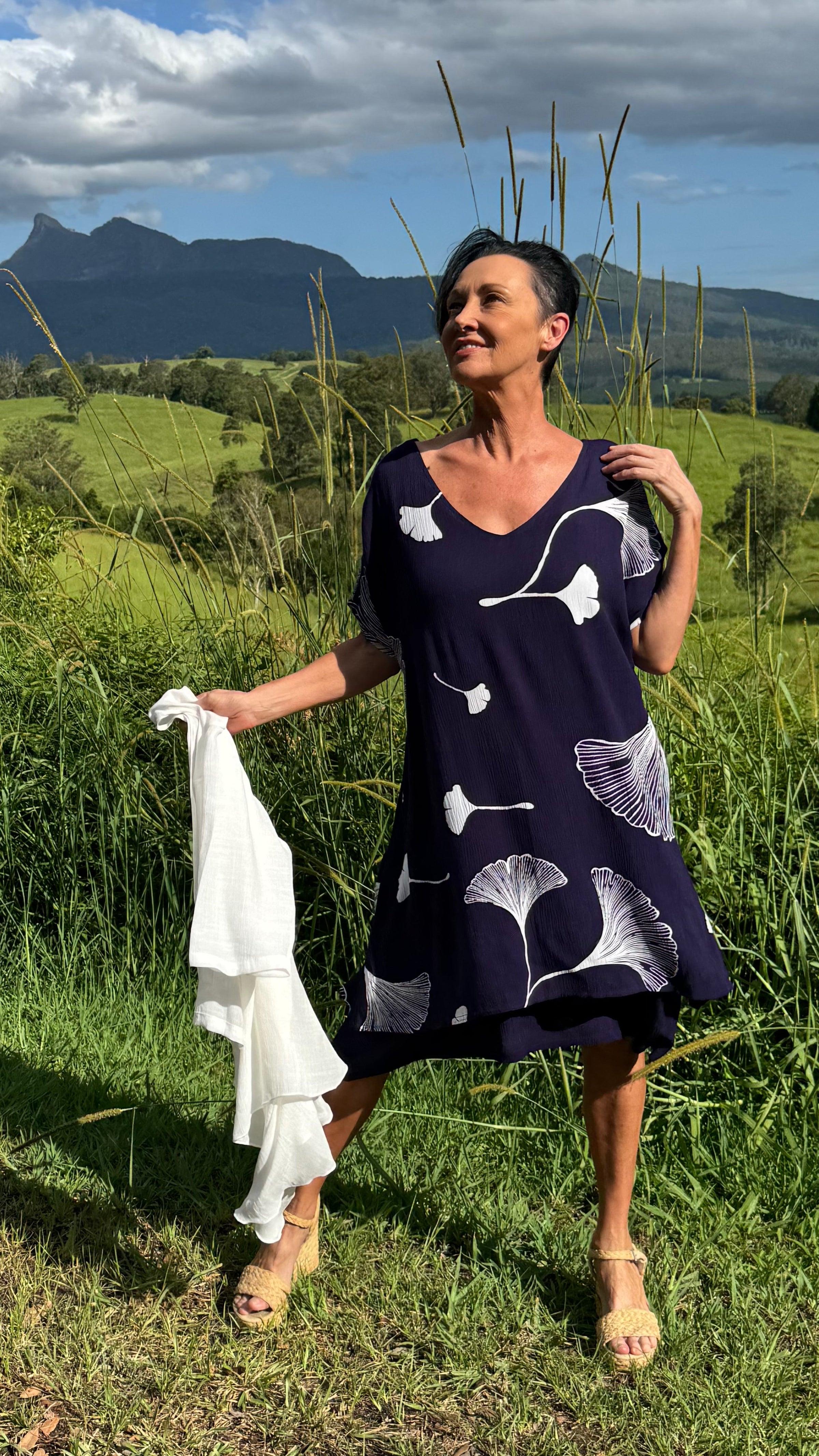 Eleanor | Penelope Garden Midi Dress