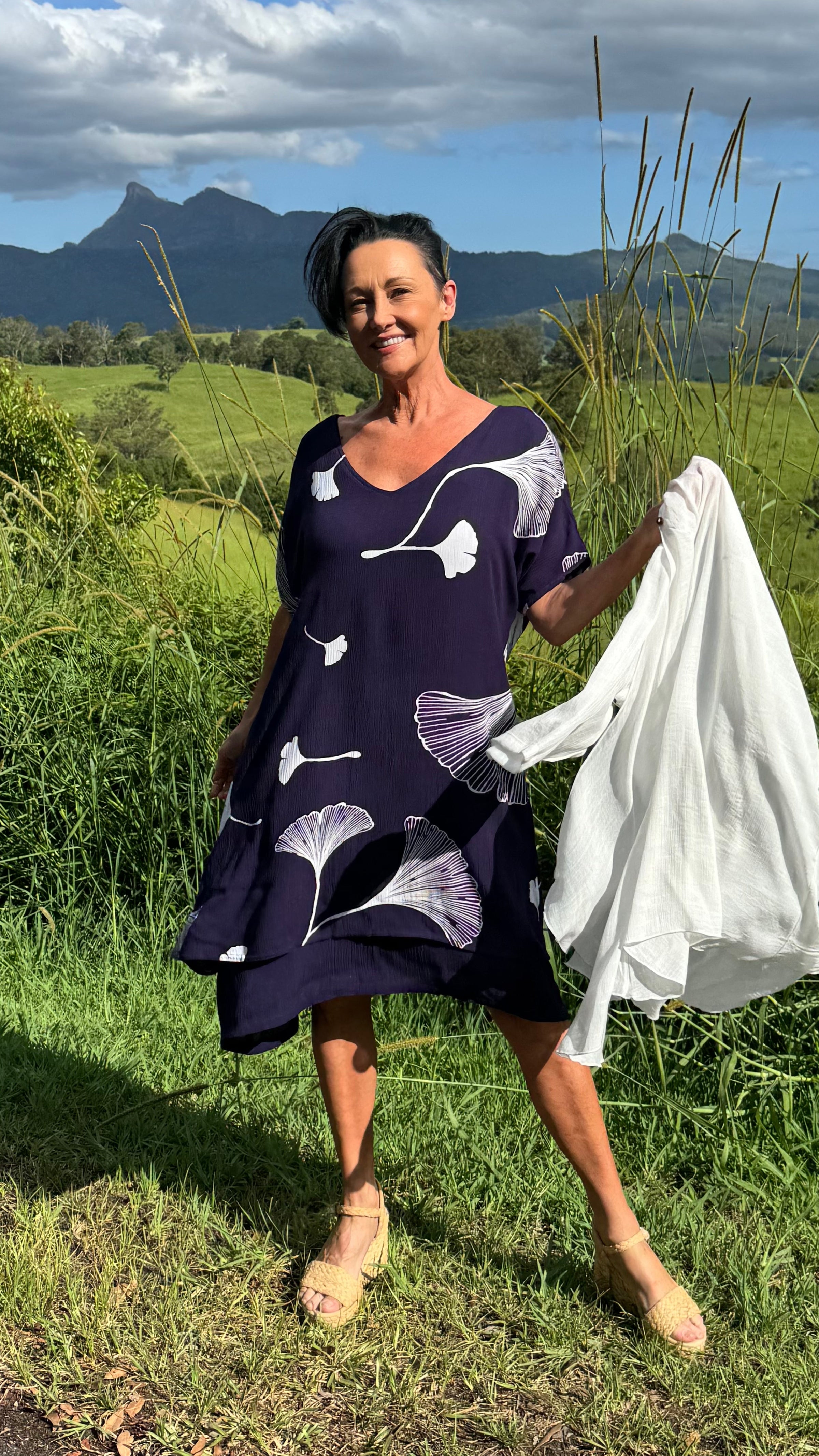 Eleanor | Penelope Garden Midi Dress