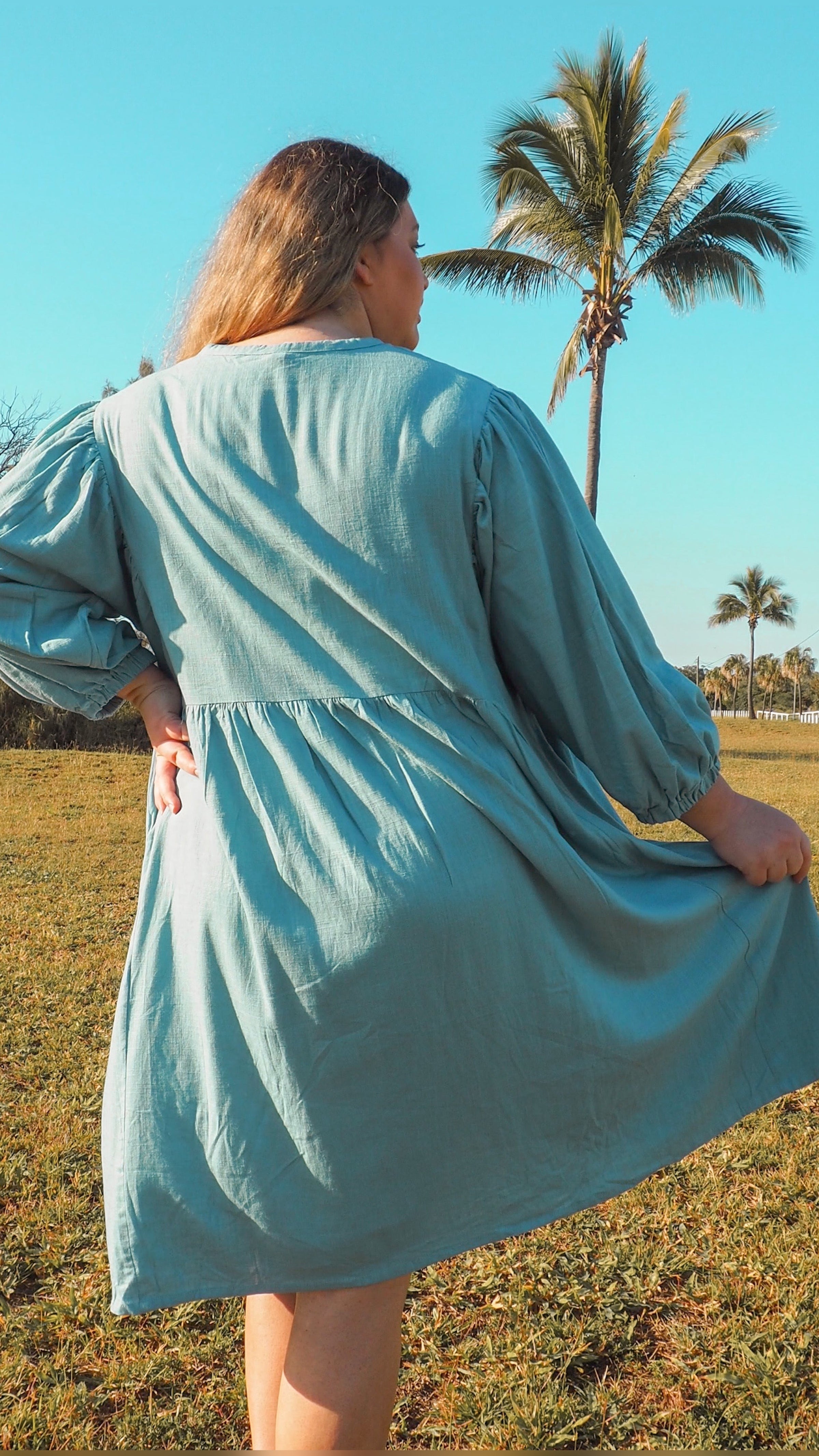 Harriet | Linen Faraway Dress in Sky