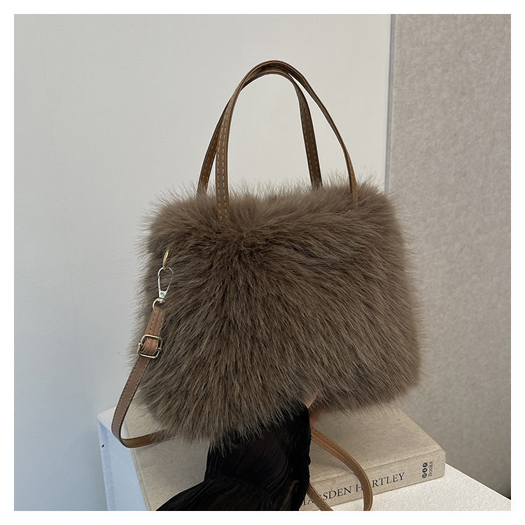 Lizzie | Fur Grip Handbag
