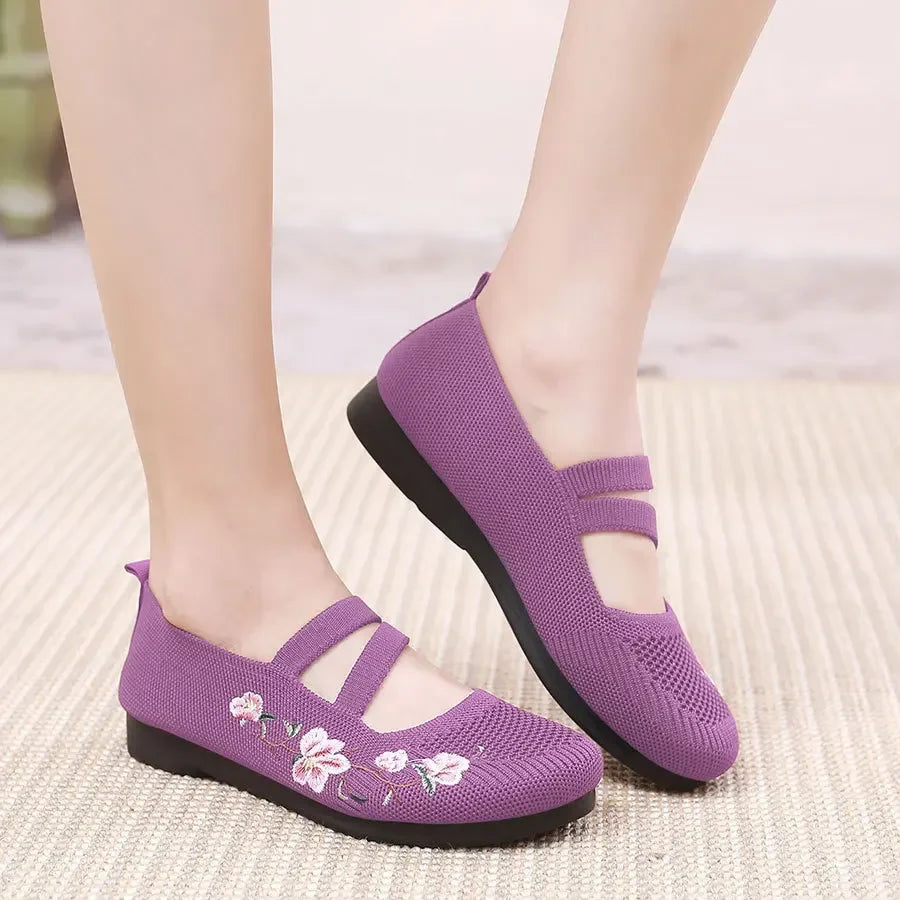 Isabella | Soft Sole Embroidered Flats