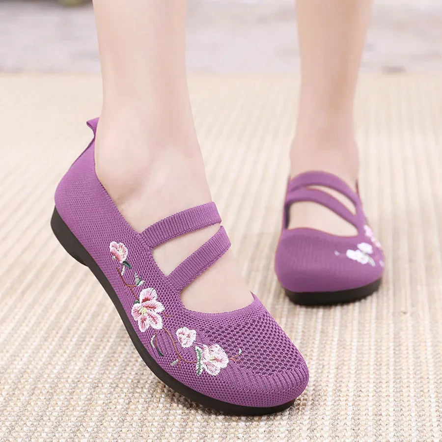 Isabella | Soft Sole Embroidered Flats