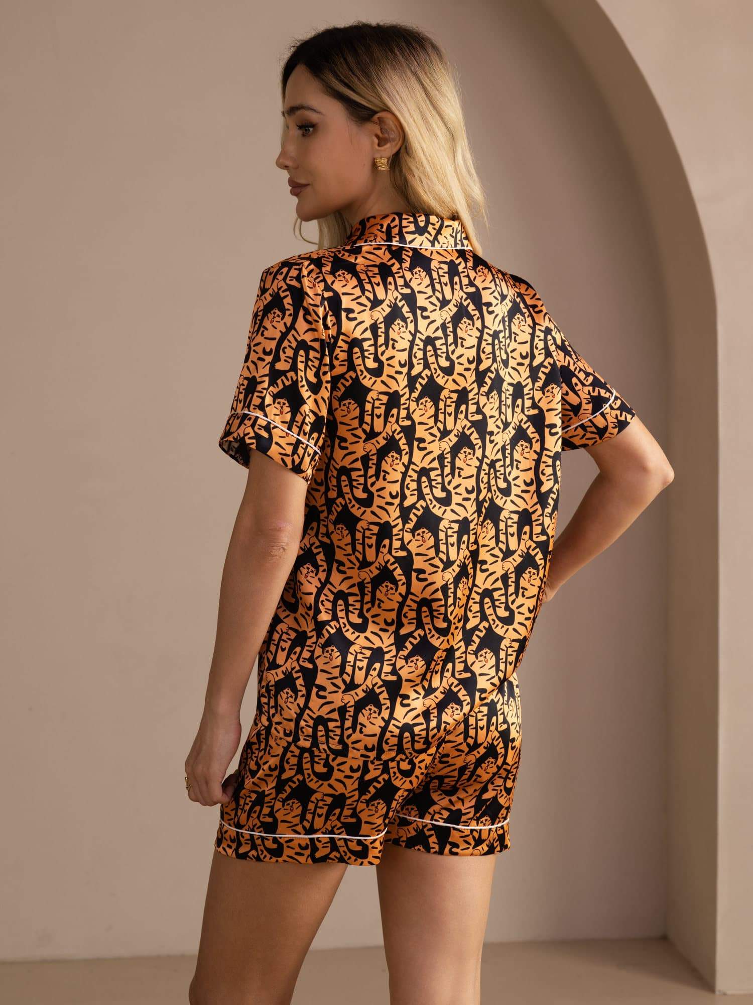 Agnes | Tailored Pyjama Set
