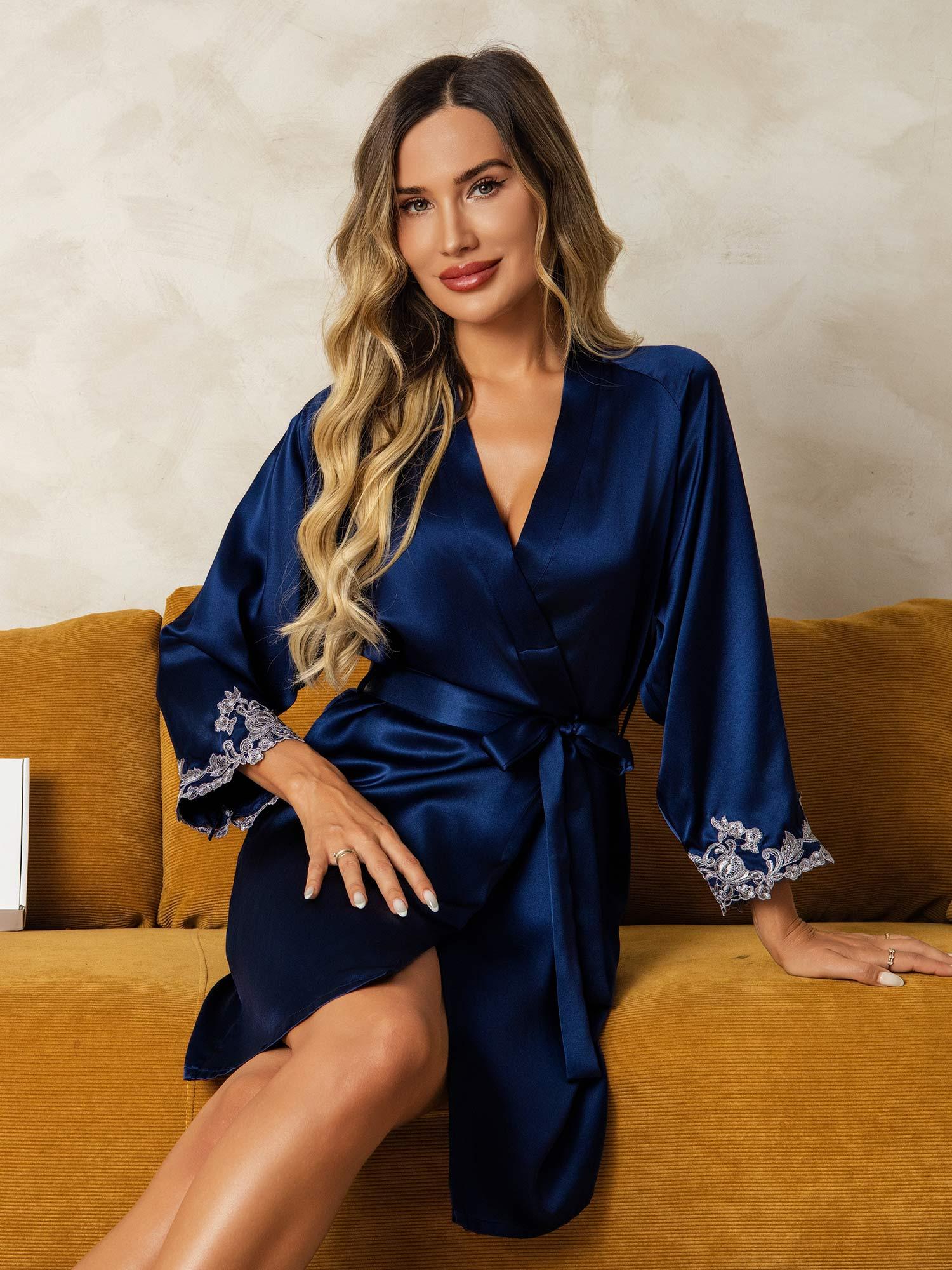 Della | Delicate Kimono Robe