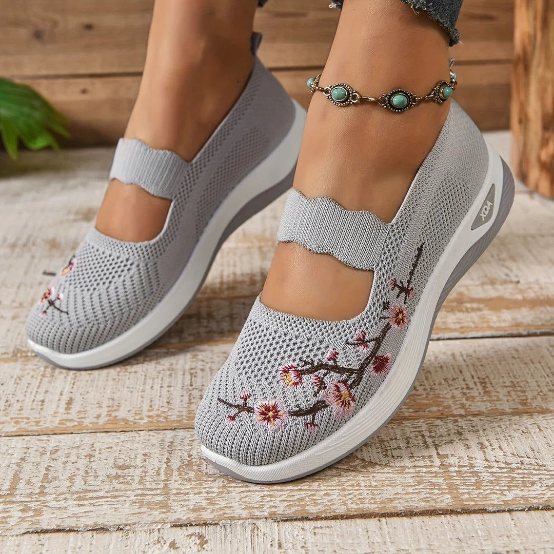 Aurora | Ergonomic Embroidered Flats