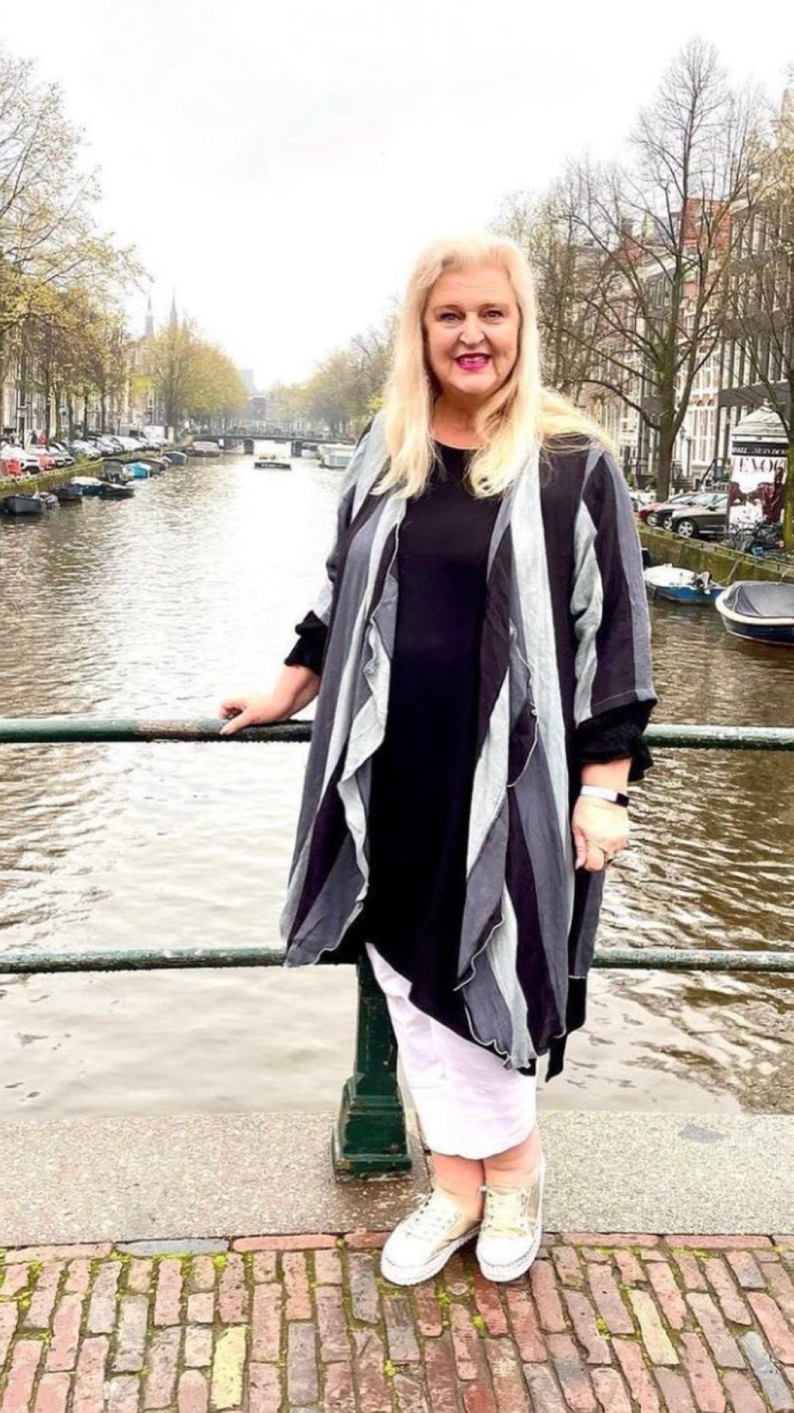 Della | Infinity Jacket Liquorice Stripe
