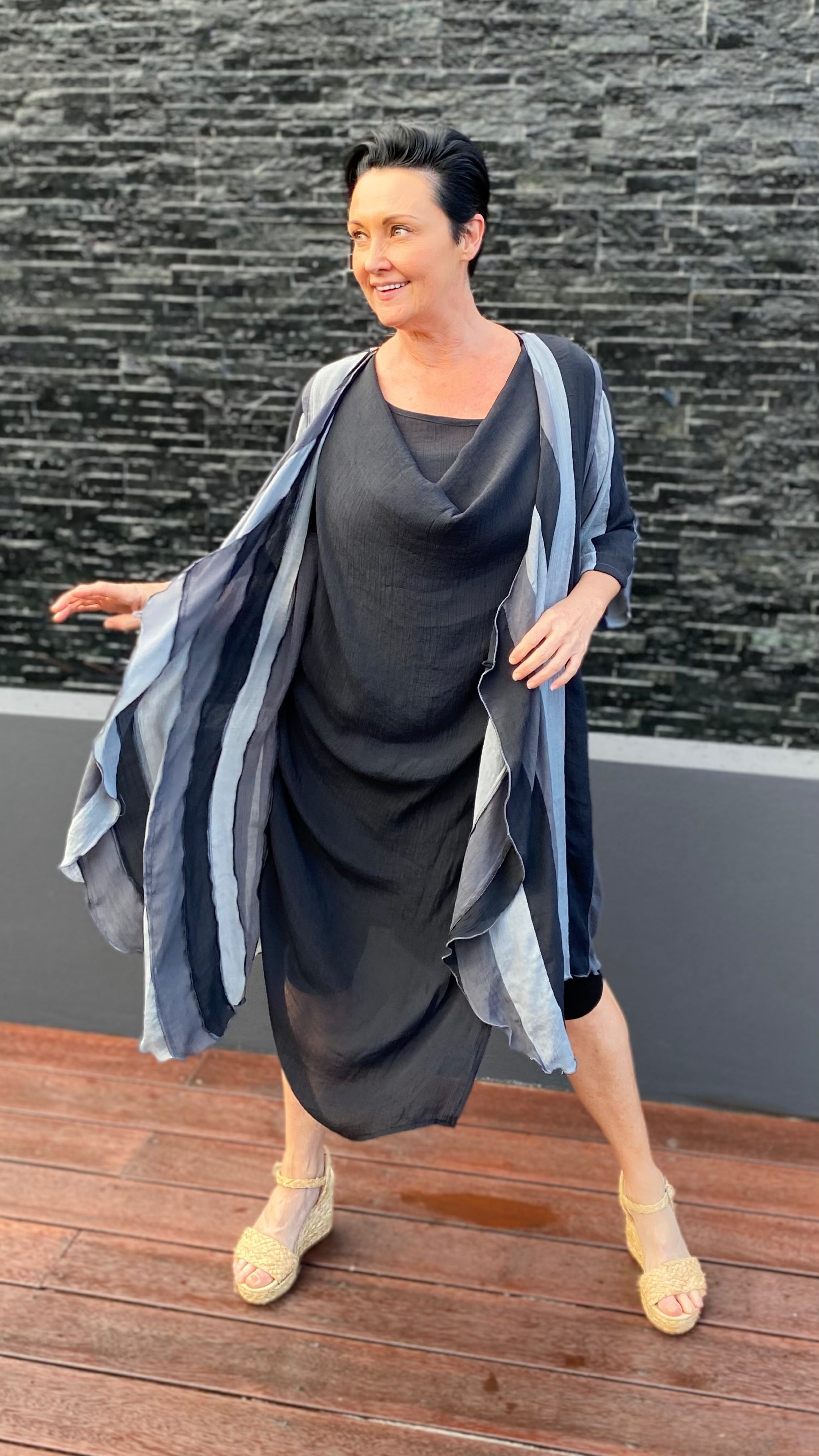 Della | Infinity Jacket Liquorice Stripe