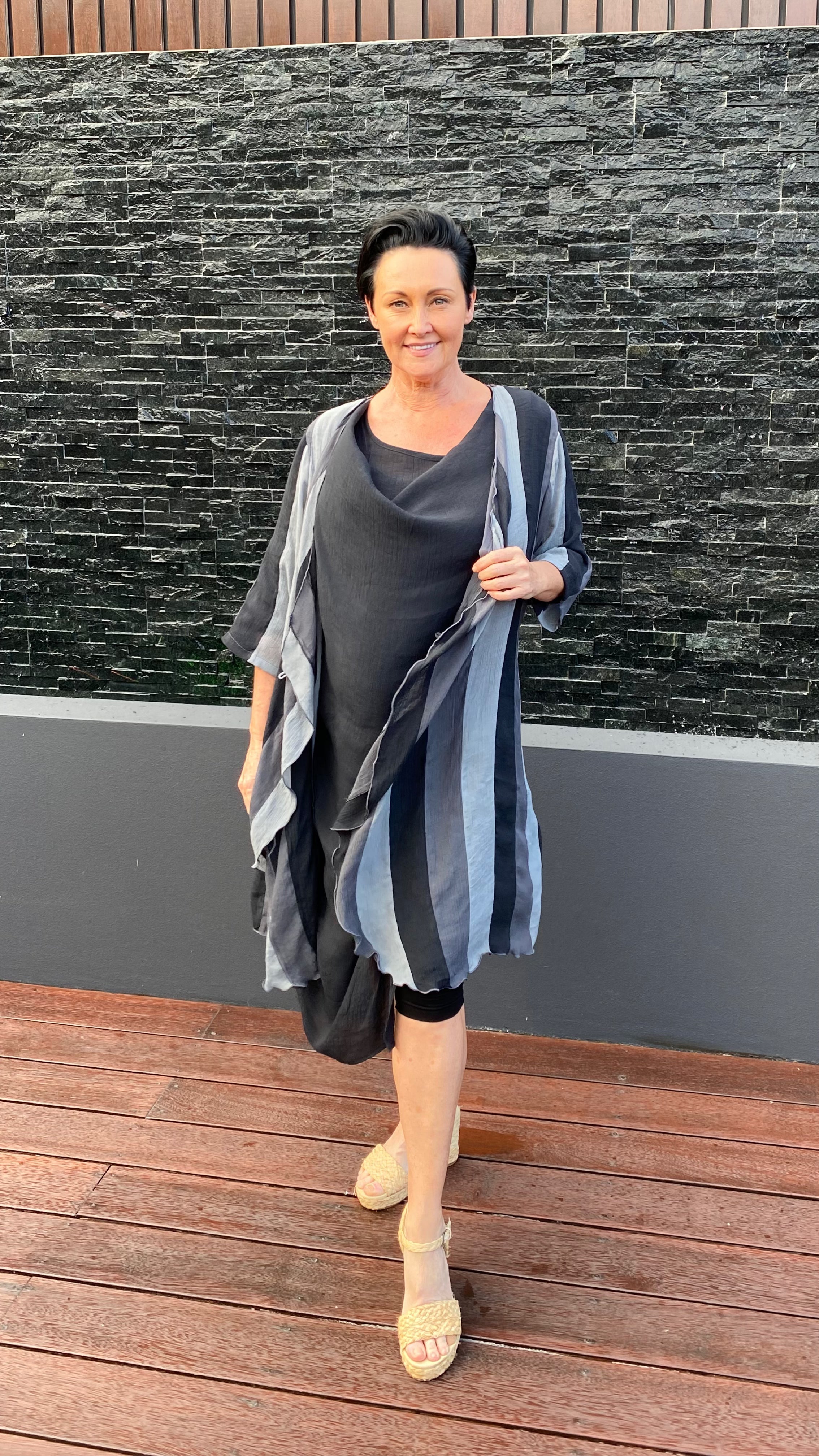 Della | Infinity Jacket Liquorice Stripe