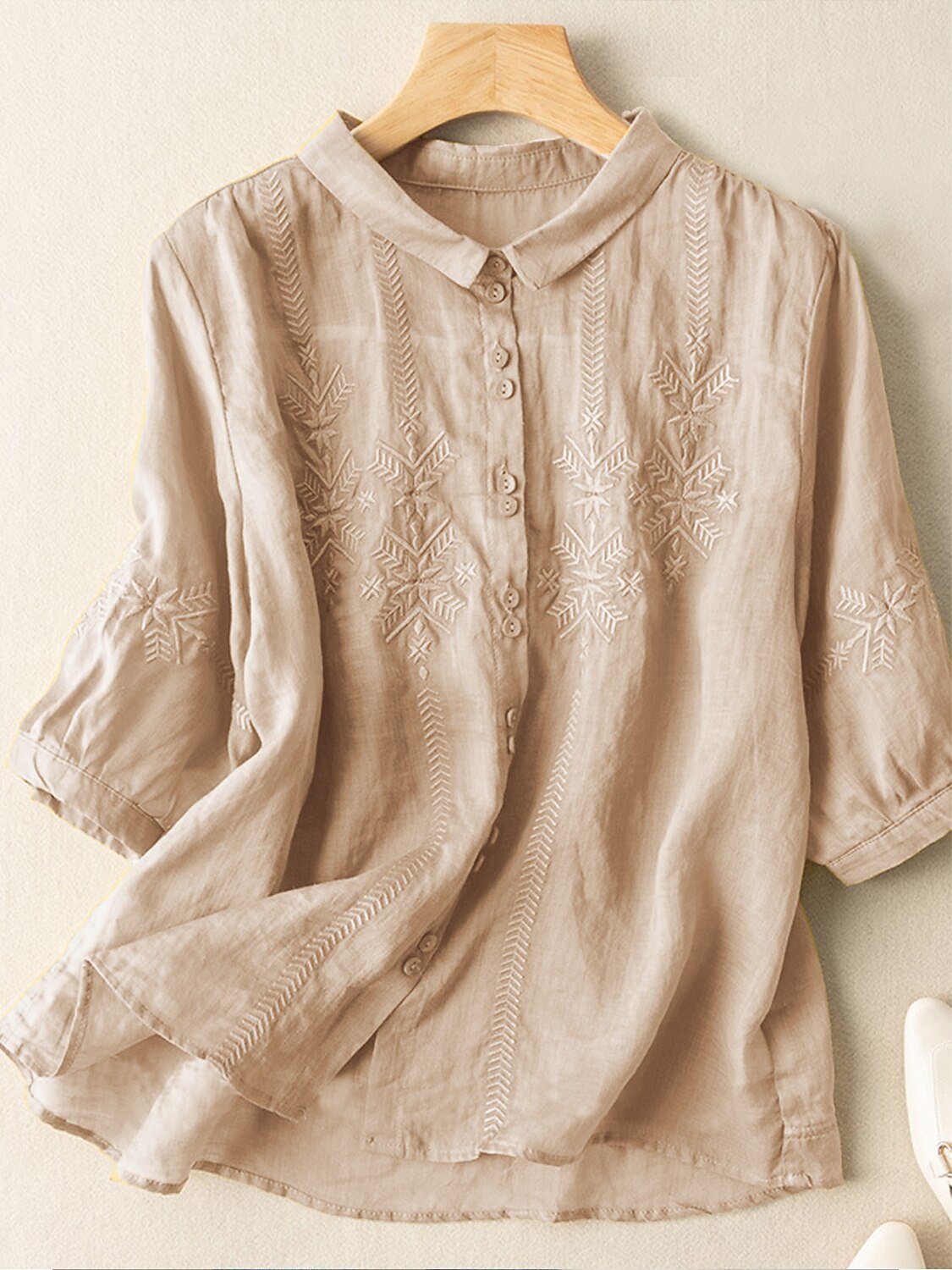 Nova | Embroidered Blouse